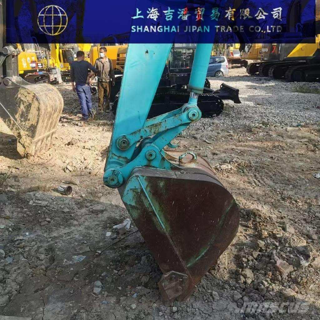 Kobelco SK 70 حفارات زحافة