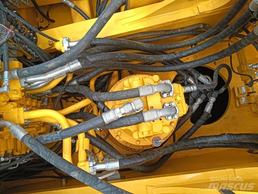 Komatsu PC 360 حفارات زحافة