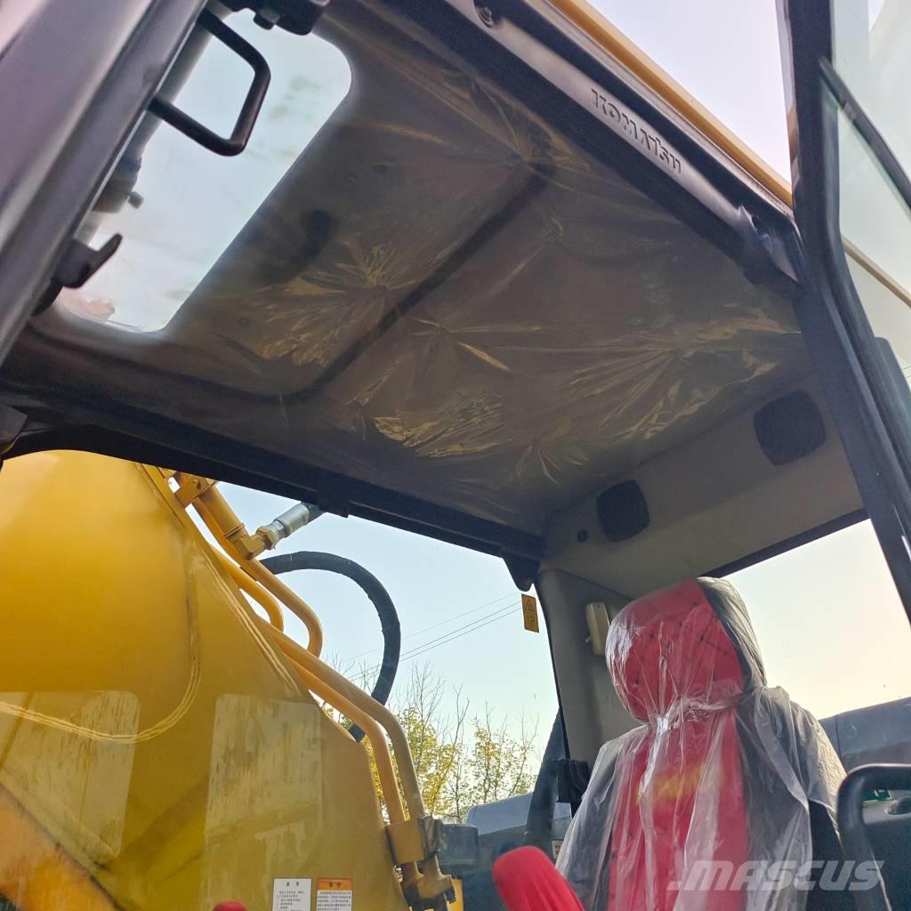 Komatsu PC 450 حفارات زحافة