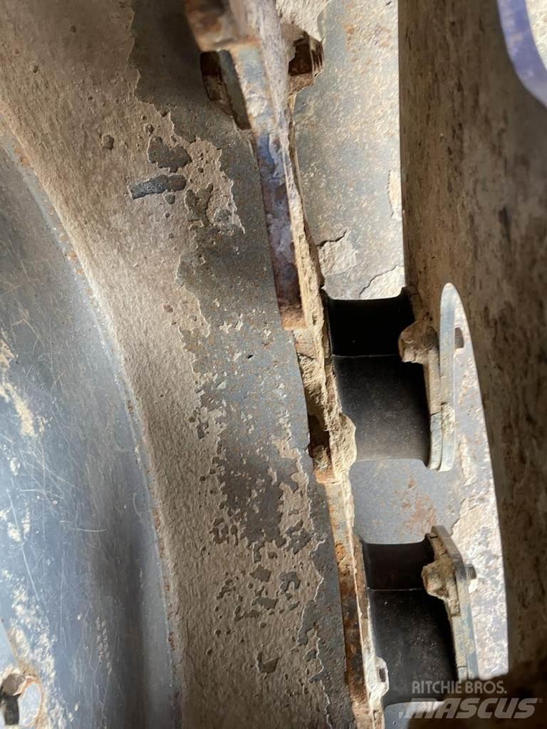 Hamm H 16I P مداحل أحادية الأسطوانة