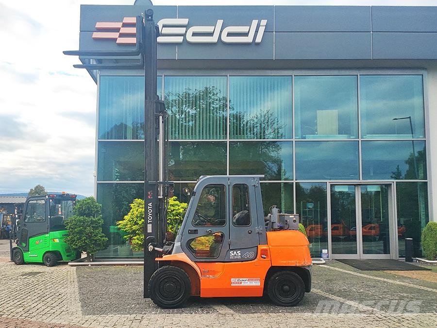 Toyota 02-7FD35 شاحنات الديزل