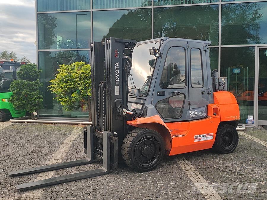 Toyota 02-7FD35 شاحنات الديزل