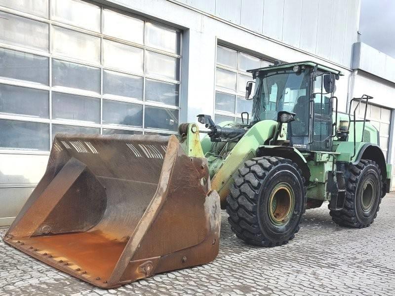 CAT 950 M لوادر بعجل