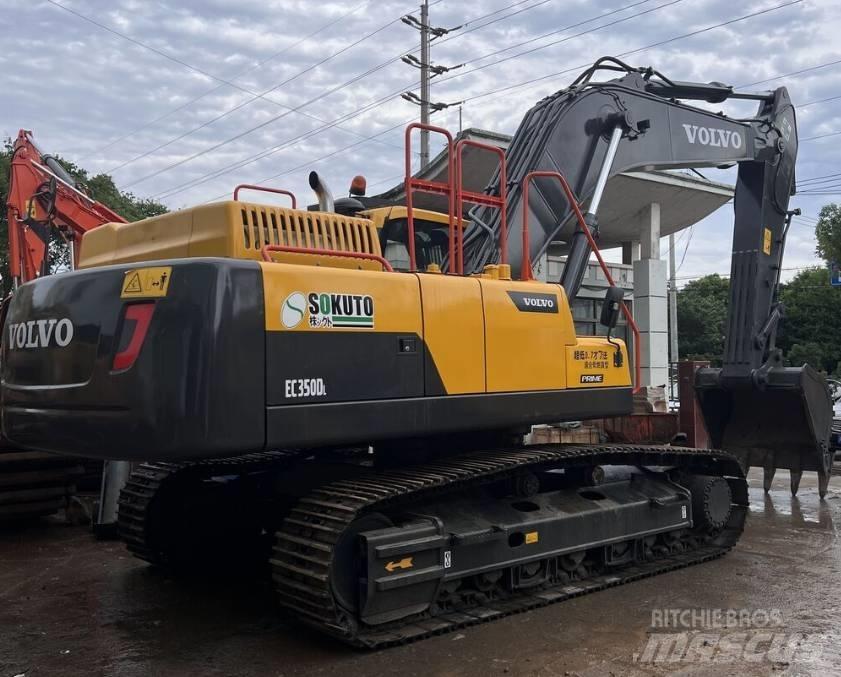 Volvo EC350DL حفارات زحافة