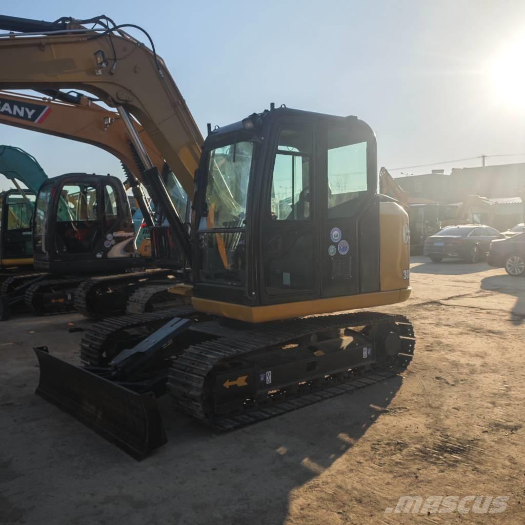 CAT 307E حفارات زحافة