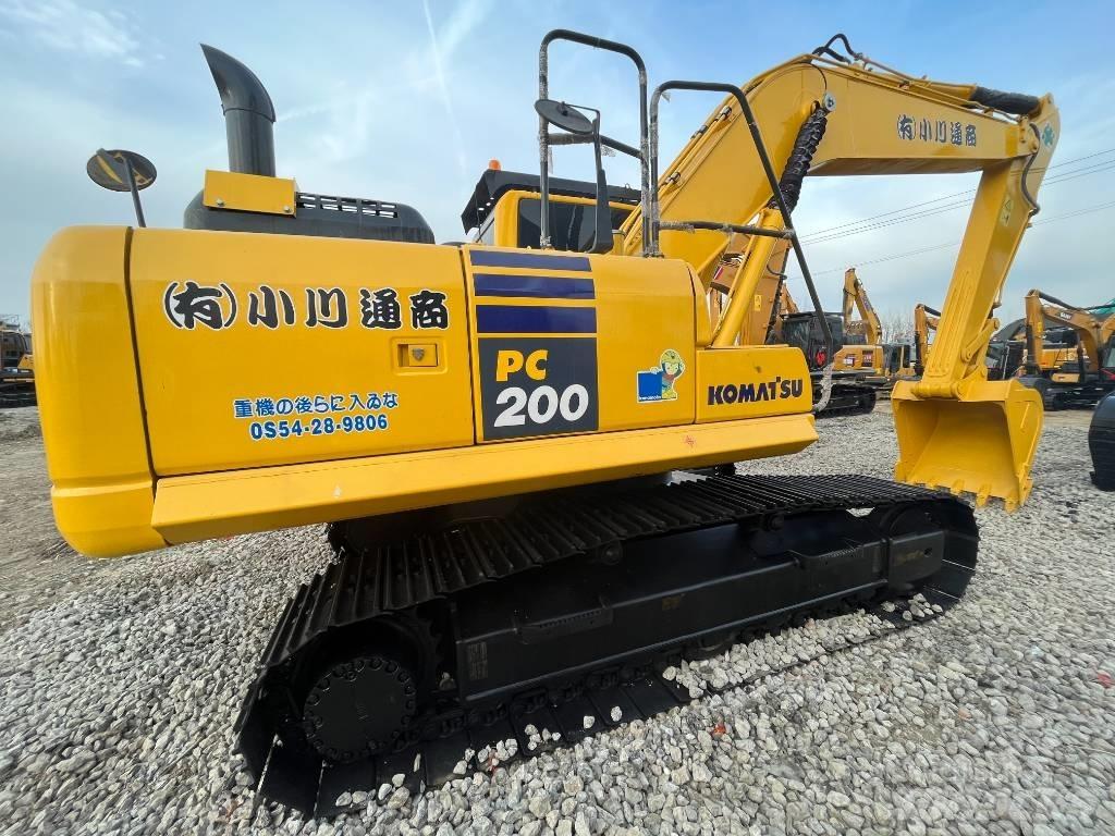 Komatsu PC 200 حفارات زحافة