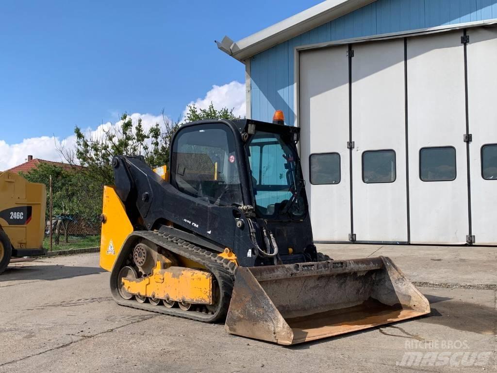 JCB 205 T T4 لوادر انزلاقية التوجيه