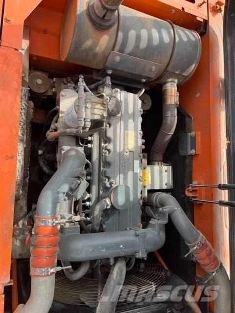 Doosan DX 225 LC حفارات زحافة