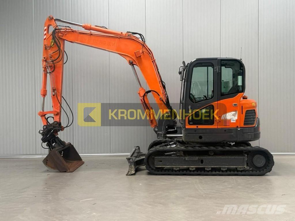Doosan DX 85R-3 حفارات وسط 7 طن - 12 طن
