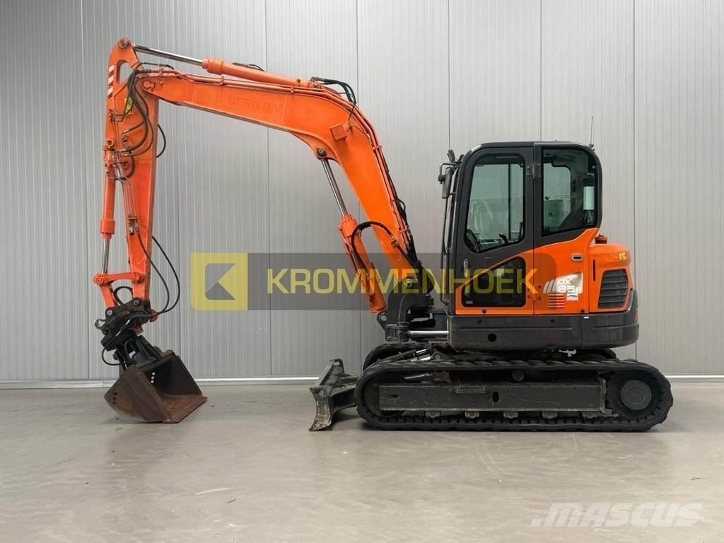Doosan DX 85R-3 حفارات وسط 7 طن - 12 طن