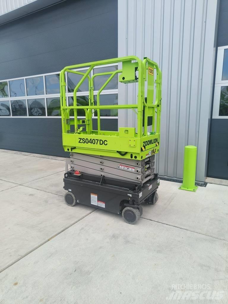 Zoomlion ZS 0407 DC رافعات مقصية الشكل