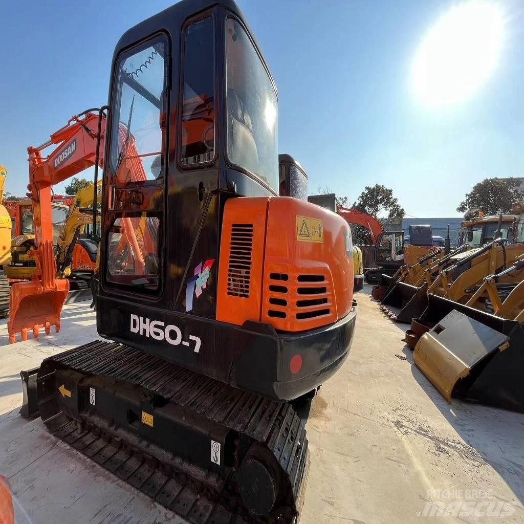 Doosan DH 60-7 حفارات صغيرة أقل من 7 طن (حفارات صغيرة)