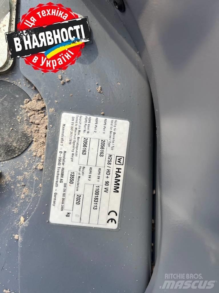 Hamm HD 90 VV مداحل ثنائية الاسطوانة