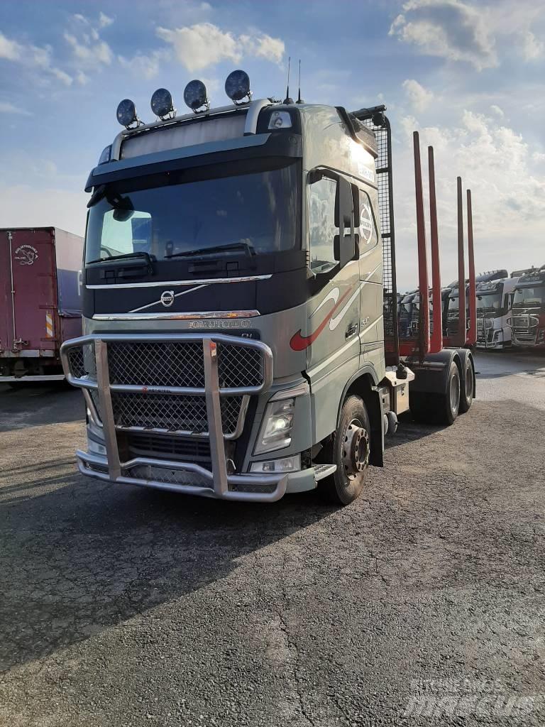 Volvo FH 13 شاحنات أشجار