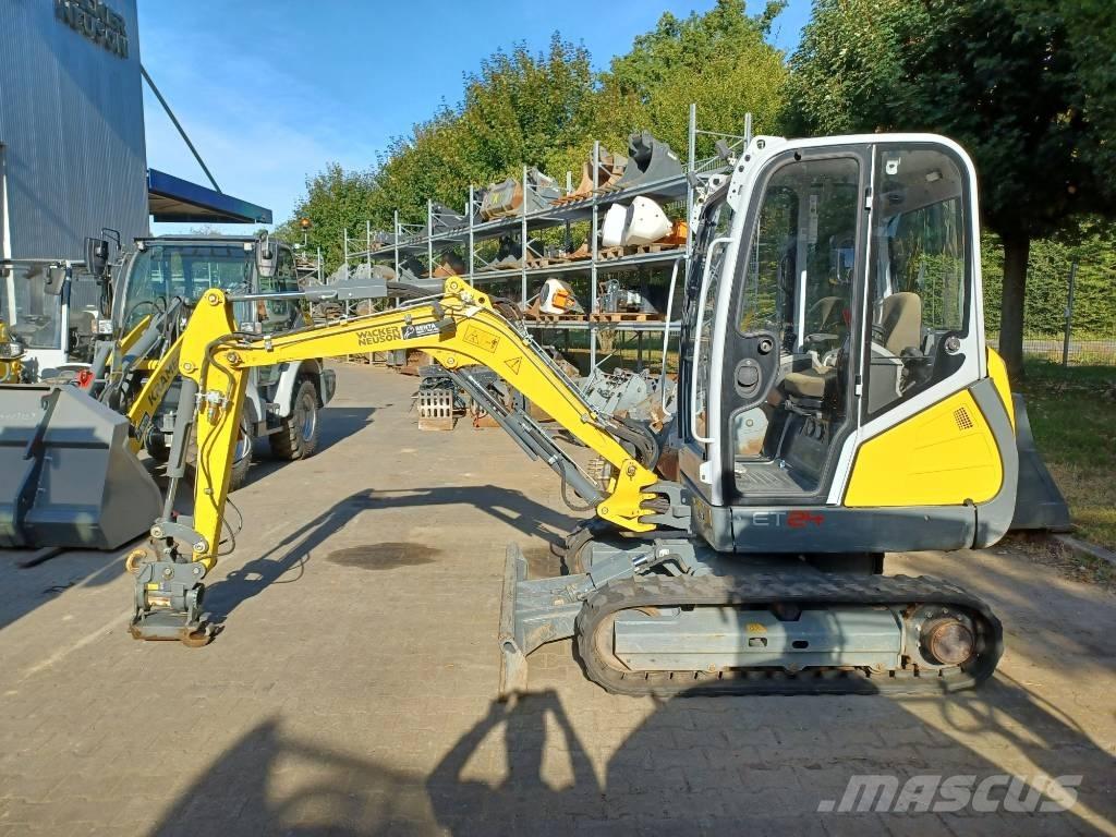Wacker Neuson ET24 حفارات زحافة