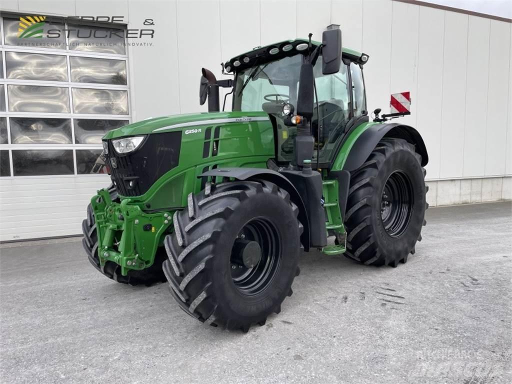 John Deere 6250R الجرارات