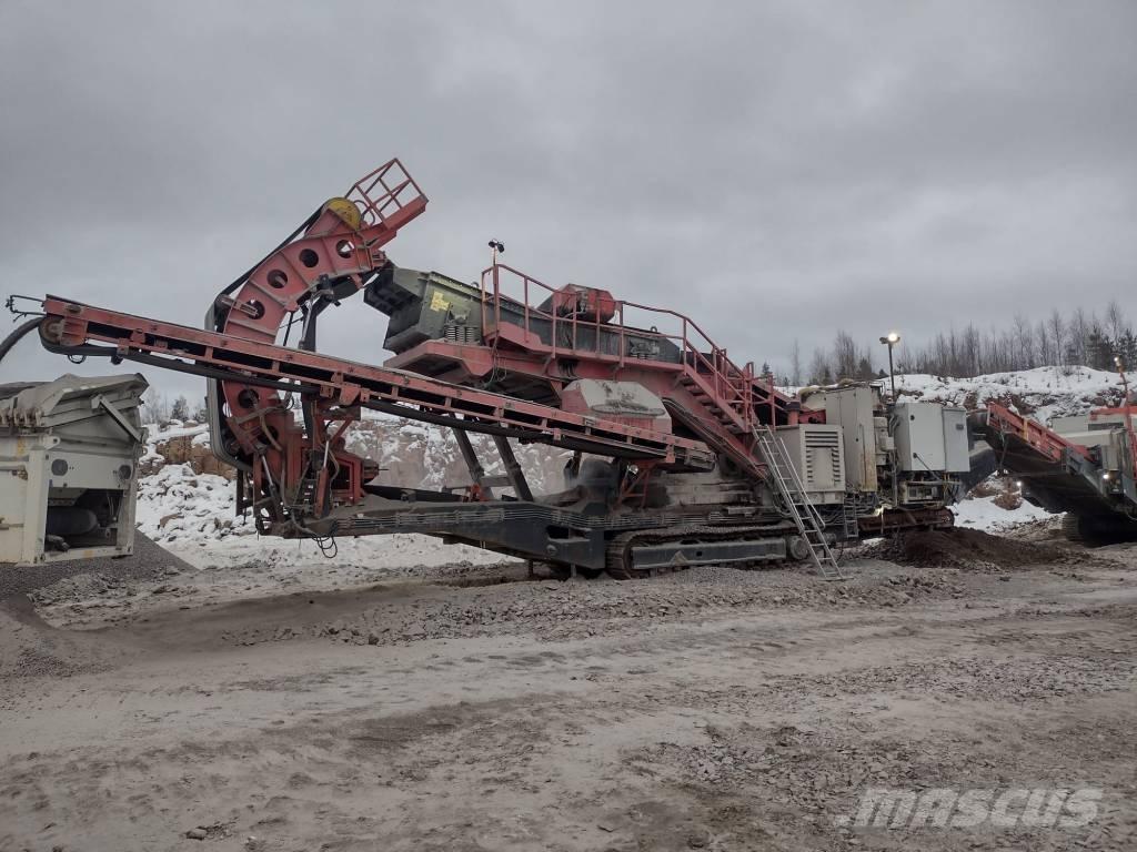 Sandvik UH 450 E الكسارات المتنقلة