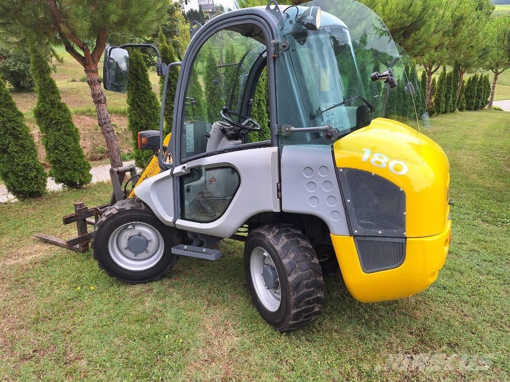 Kramer 180 لوادر متعددة الأغراض