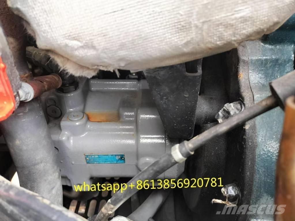 Sany SY 135 C حفارات زحافة