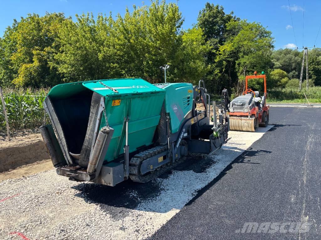 Vögele Super 800-3i معدات السفلتة