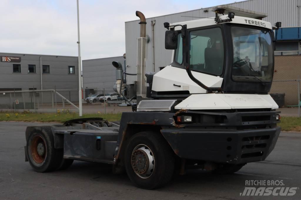 Terberg RT222 جرارات صالات المطارات