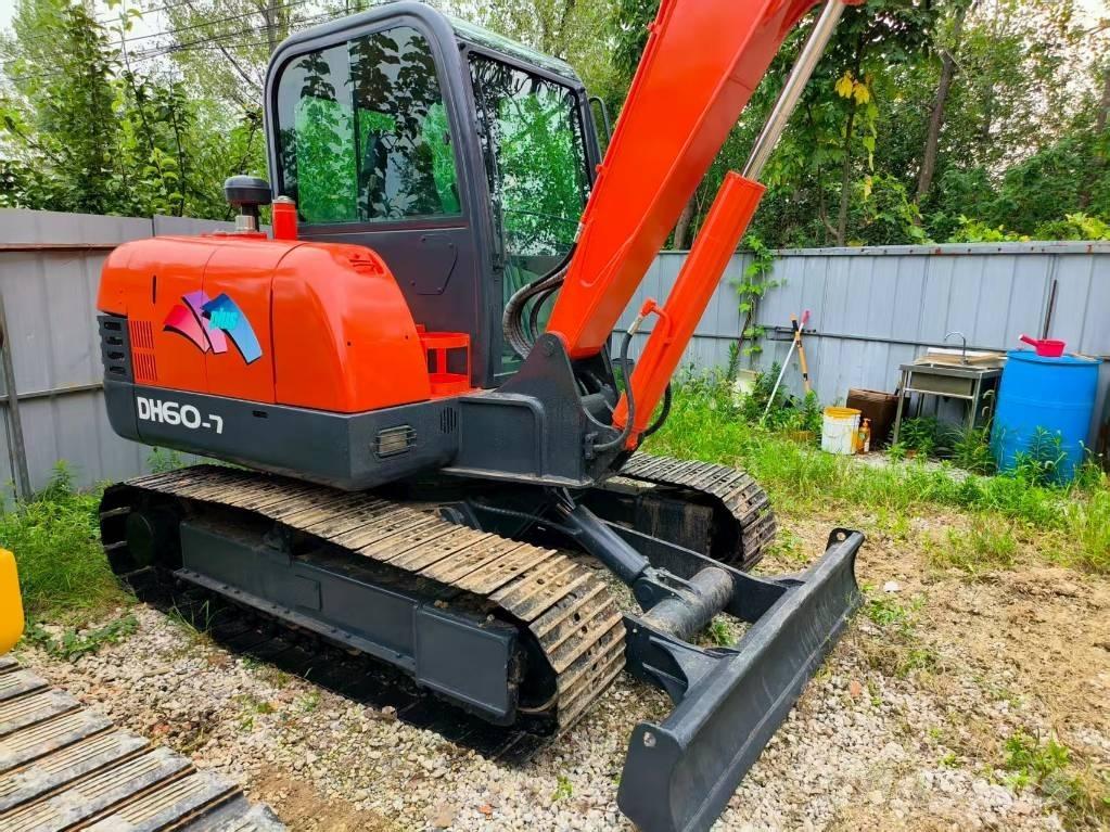 Doosan DH 60-7 حفارات صغيرة أقل من 7 طن (حفارات صغيرة)