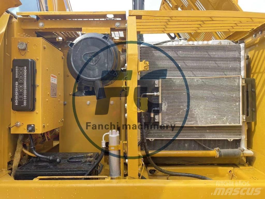 CAT 320 C L حفارات زحافة