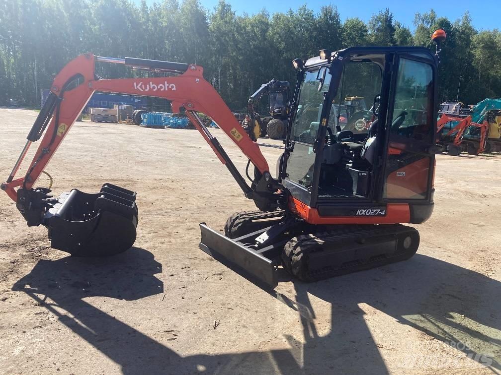 Kubota KX027-4 حفارات صغيرة أقل من 7 طن (حفارات صغيرة)