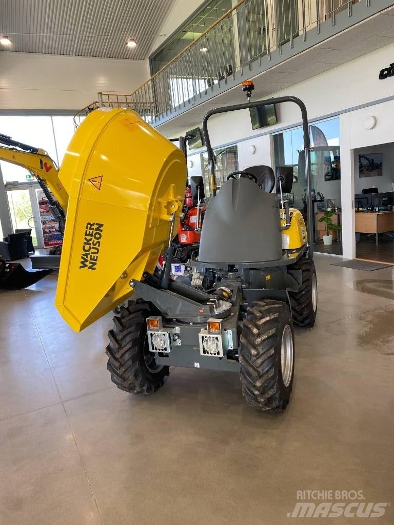 Wacker Neuson 1501 عربات نقل قلابة للمواقع