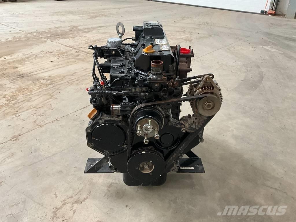Yanmar 4TNV98 محركات