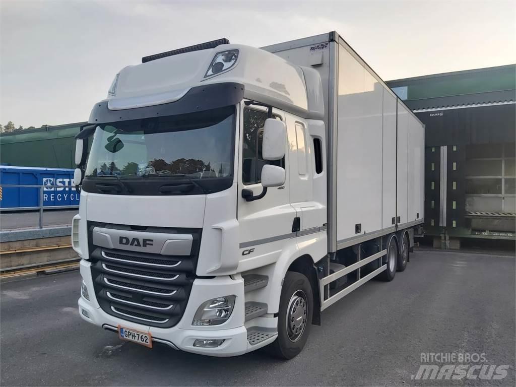 DAF CF 480 FAN 6X2 شاحنات ذات هيكل صندوقي