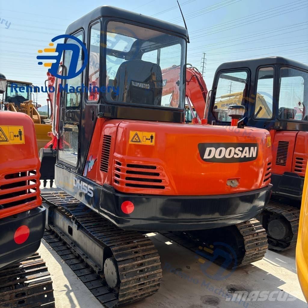 Doosan DH55 حفارات زحافة
