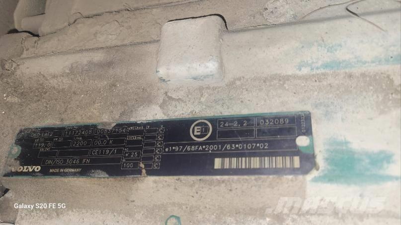 Volvo L 90 E لوادر بعجل