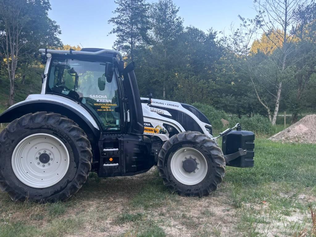 Valtra T 145 جرارات التحريج