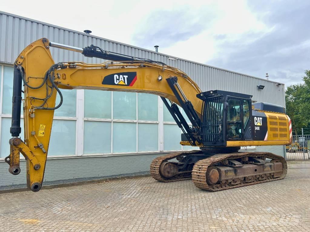 CAT 349 E    2012 حفارات زحافة