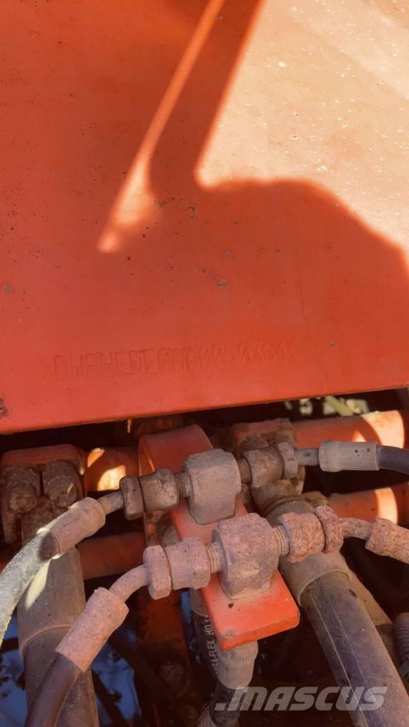 Doosan DX 255 LC حفارات زحافة