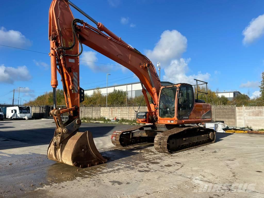 Doosan DX 255 LC حفارات زحافة