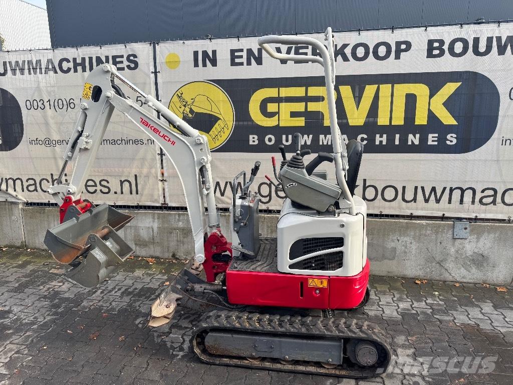 Takeuchi TB 210 حفارات صغيرة أقل من 7 طن (حفارات صغيرة)