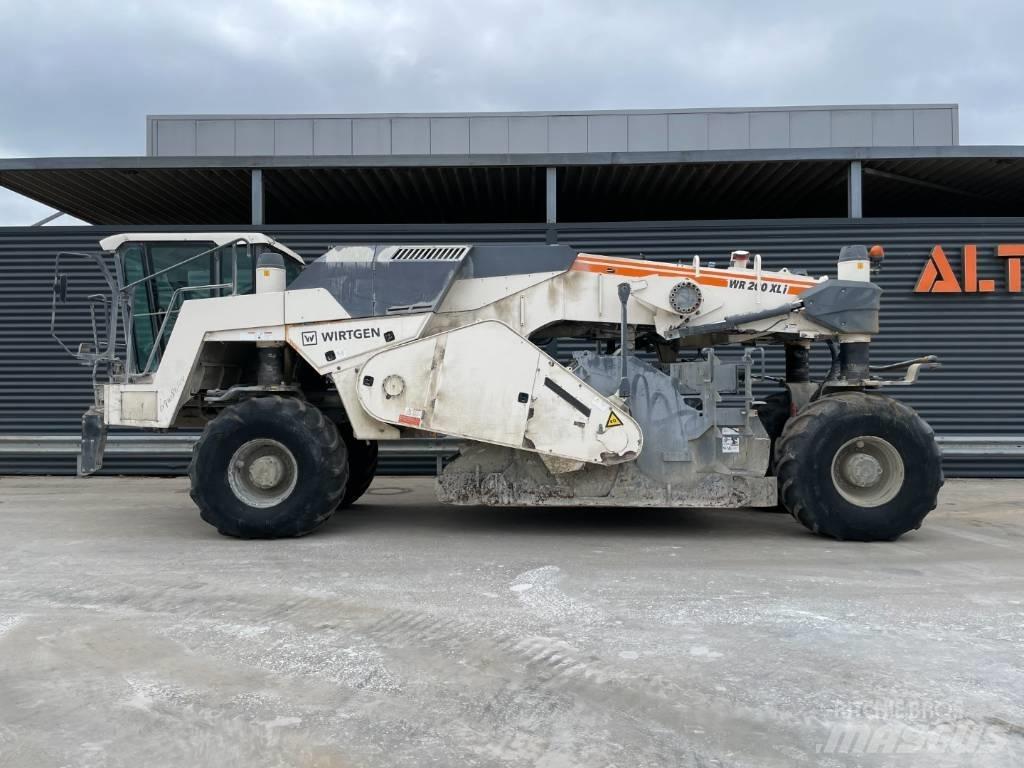 Wirtgen WR 200 XLI معدات إعادة تدوير الأسفلت