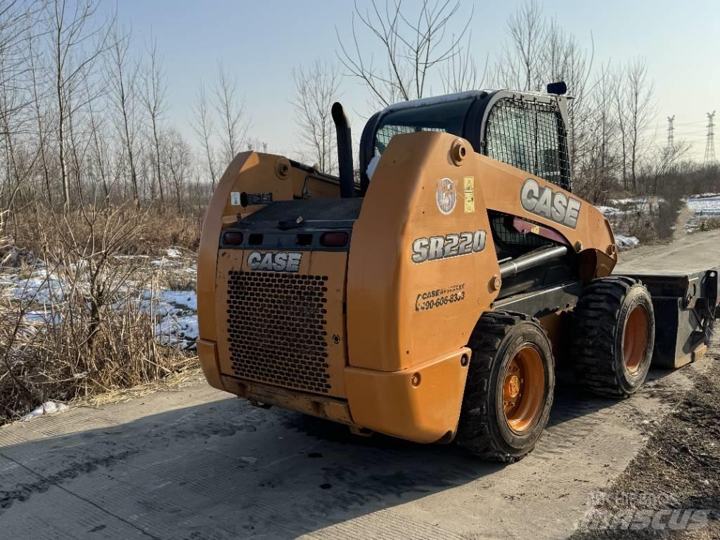 CASE SR220 Skid steer loaders