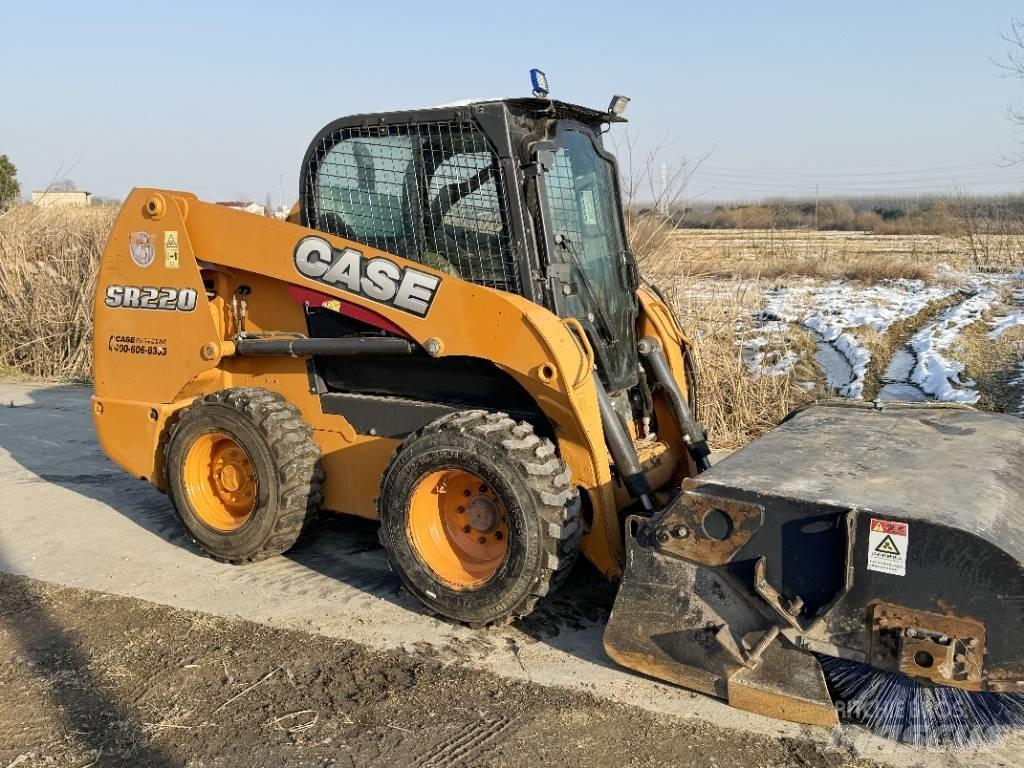 CASE SR220 Skid steer loaders