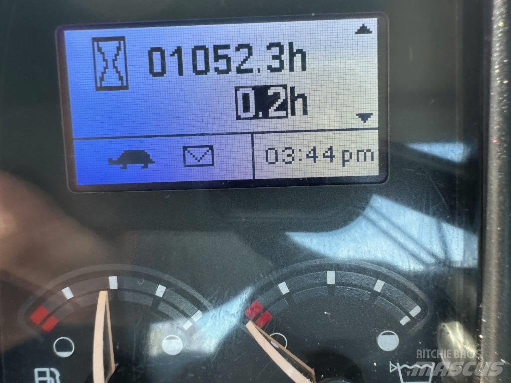 Volvo DD 105 OSC مداحل ثنائية الاسطوانة