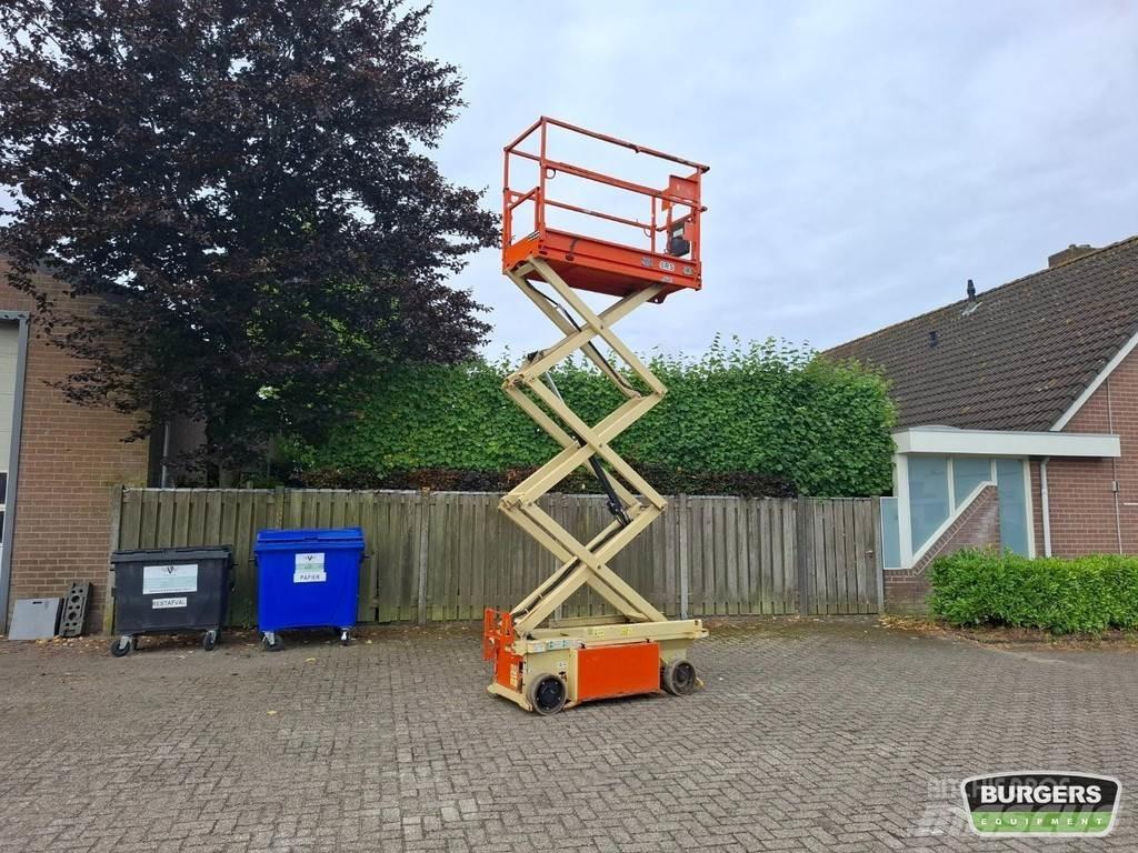 JLG 6RS رافعات مقصية الشكل