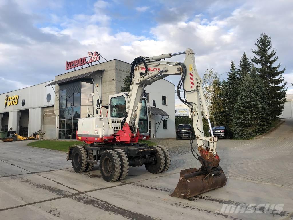 Takeuchi TB175W حفارات بعجل