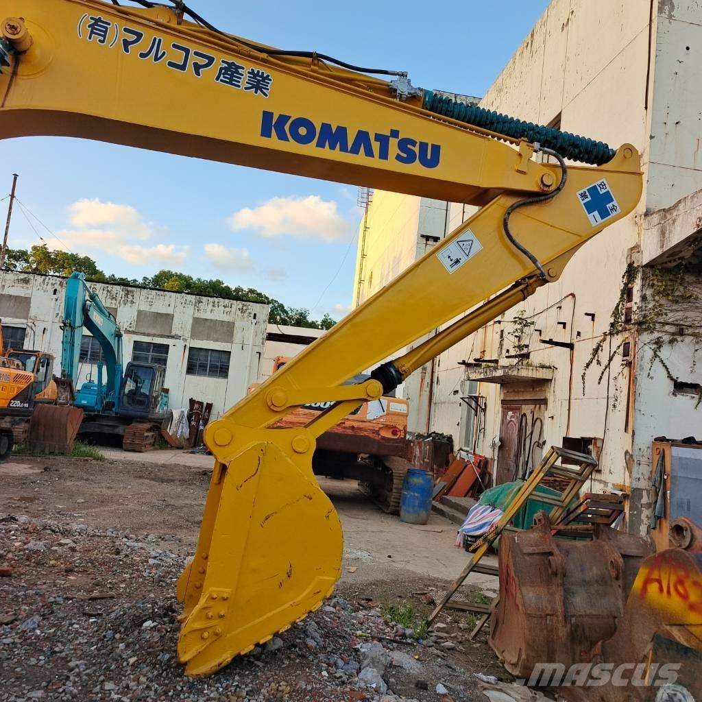 Komatsu PC 200 حفارات زحافة