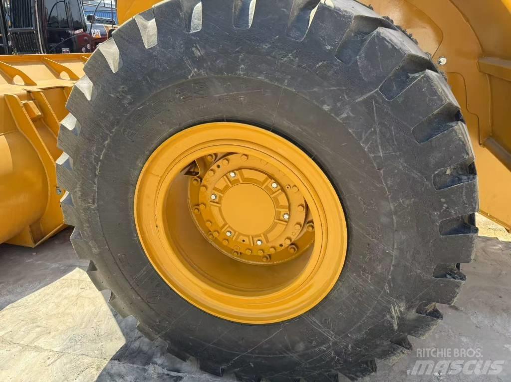 CAT 950 GC لوادر بعجل