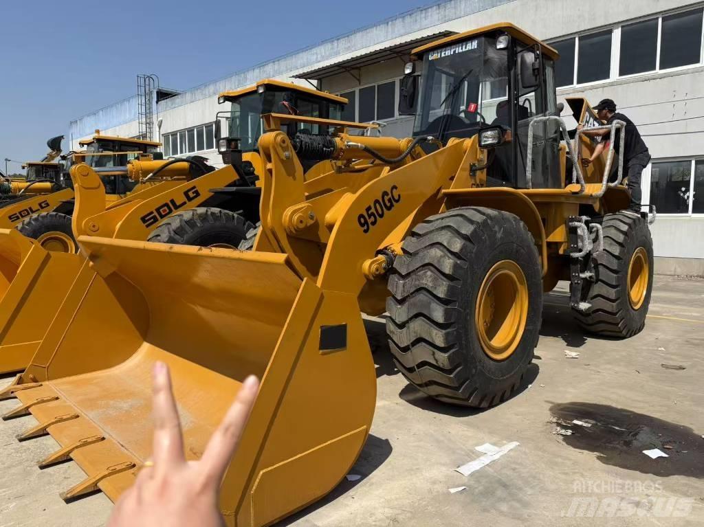CAT 950 GC لوادر بعجل