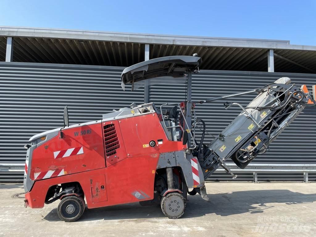 Wirtgen W 50 RI ماكينات الكشط البارد للأسفلت