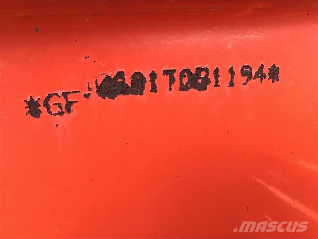 Kuhn GF10601TO مكابس وميبسات التبن