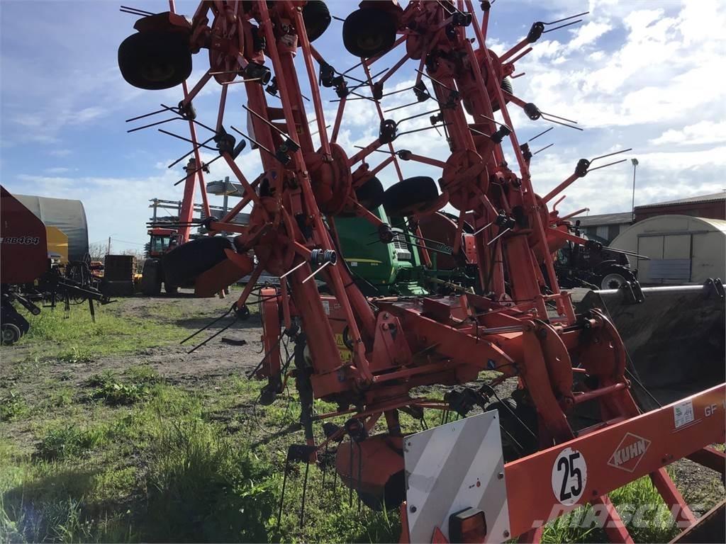 Kuhn GF10601TO مكابس وميبسات التبن